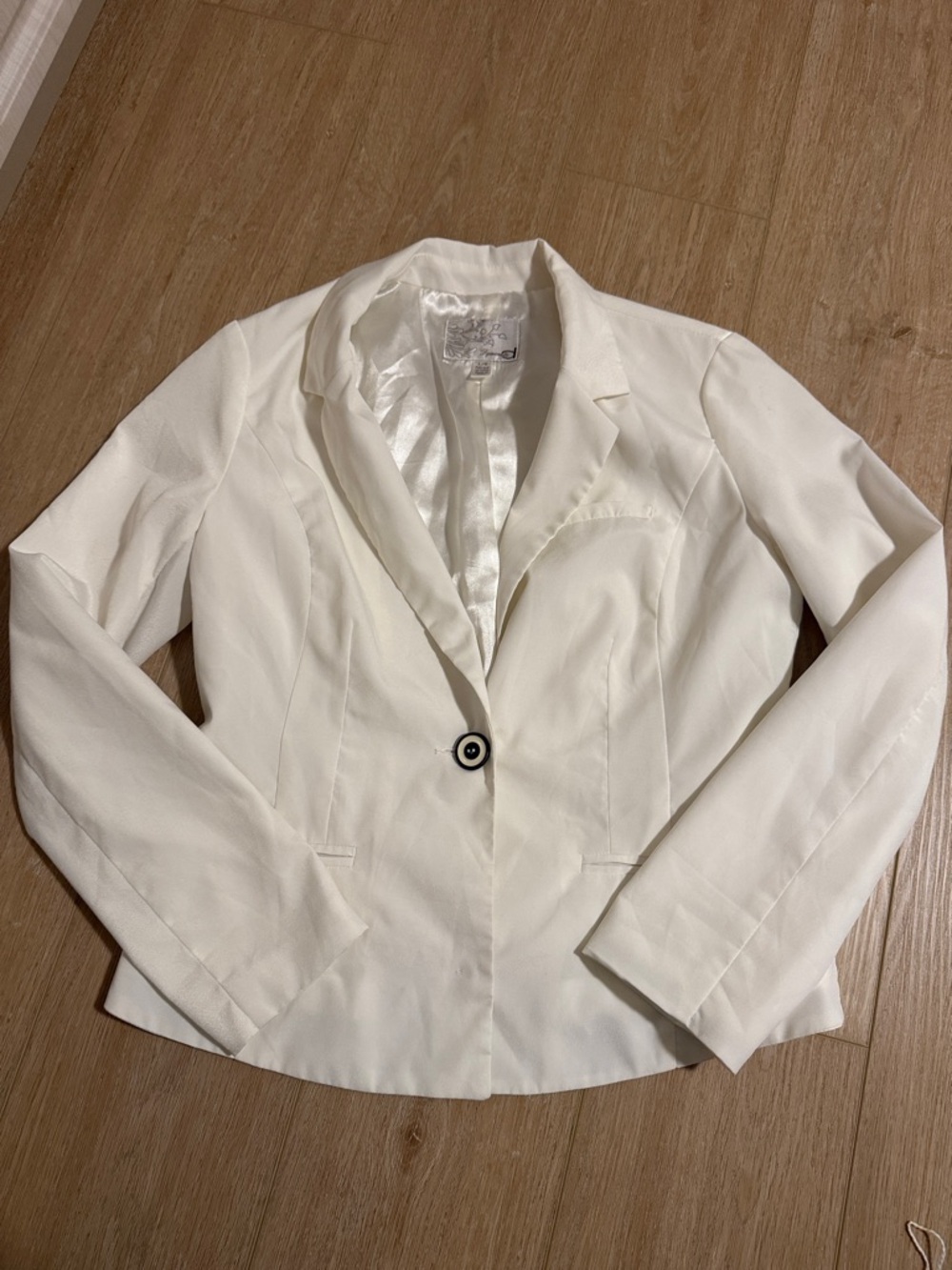 Dynamite Ivory Single-Button Tailored Blazer